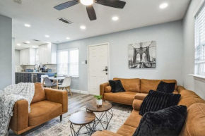 Stylish Retreat in Central Austin with Fire Pit